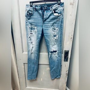 American Eagle Distressed Jeans 34/34